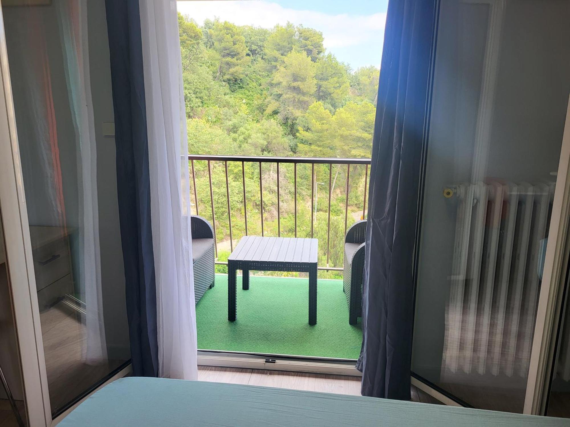 Private Room-2 In Hannana Apartment- 2 Min Walk To Tram 12 Min To Nice Train Station 15 Min To Massena Place Exterior foto